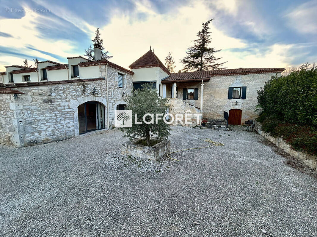 Maison à CREMPS