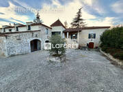 Maison à CREMPS
