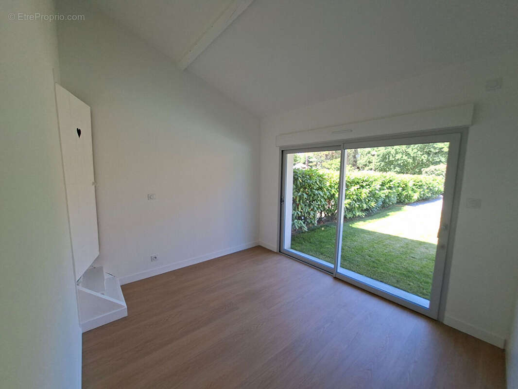 Moliets bourg ! maison entièrement rénovée avec piscine et dépendance - photo 7