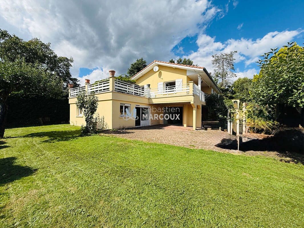 Maison à ROCHE-LA-MOLIERE