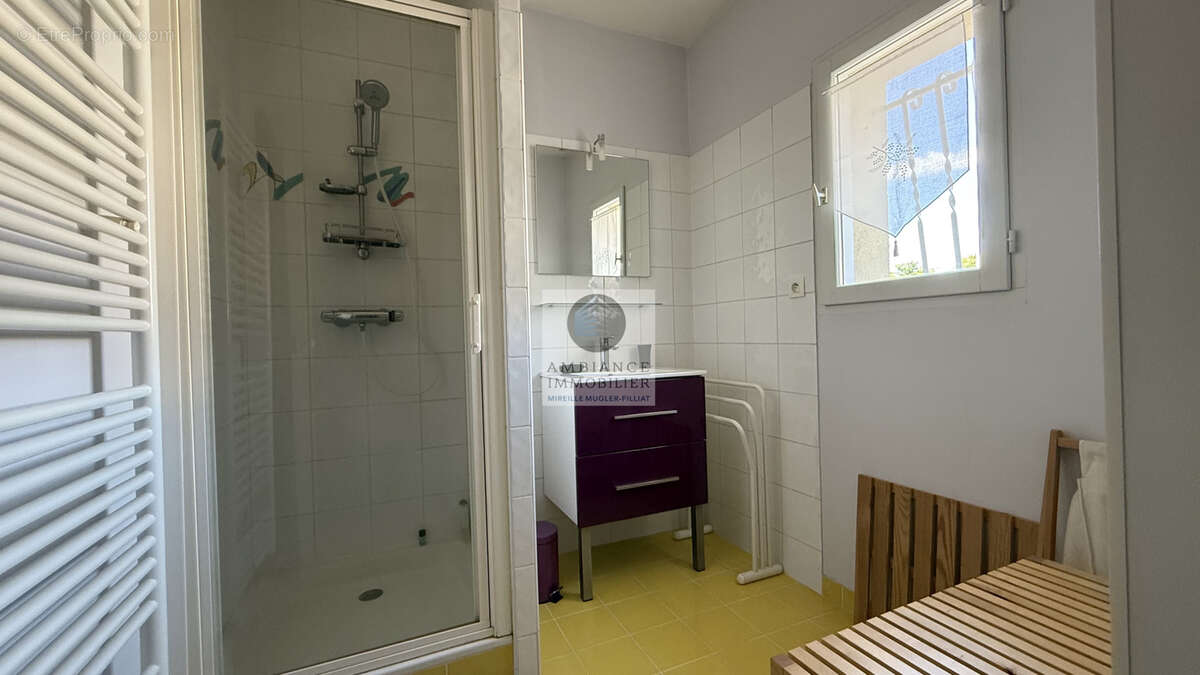 Maison à ETOILE-SUR-RHONE