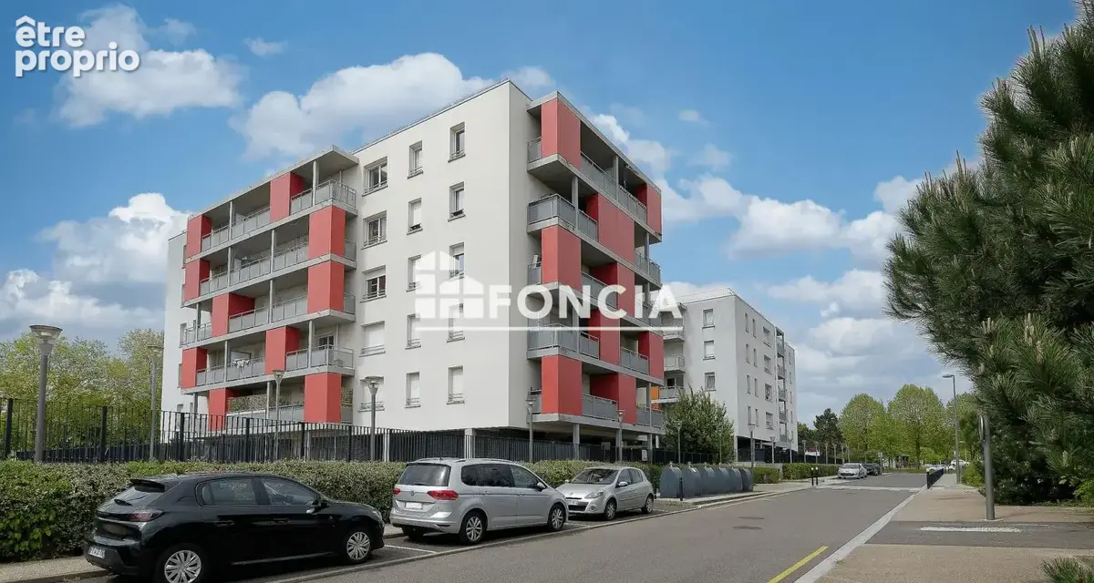 LE MEE SUR SEINE : immeuble des années 2015, appartement T2 de 38m2 Plus  Terrasse et place de Parking - photo 9