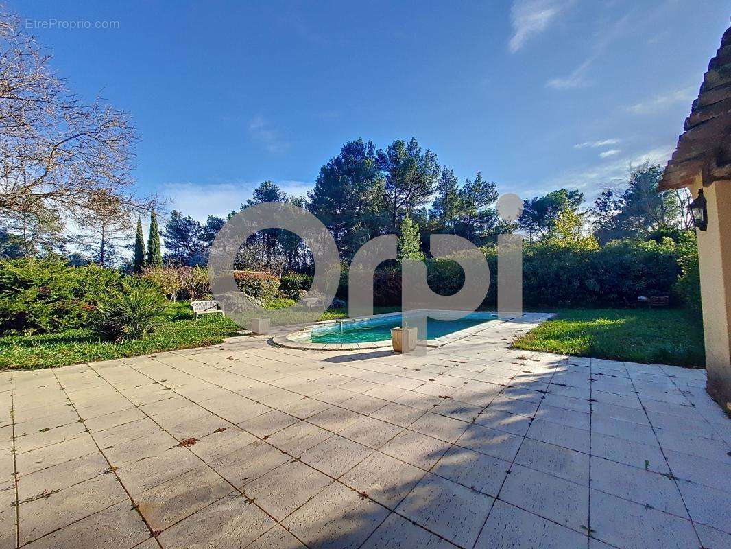 Maison à DRAGUIGNAN