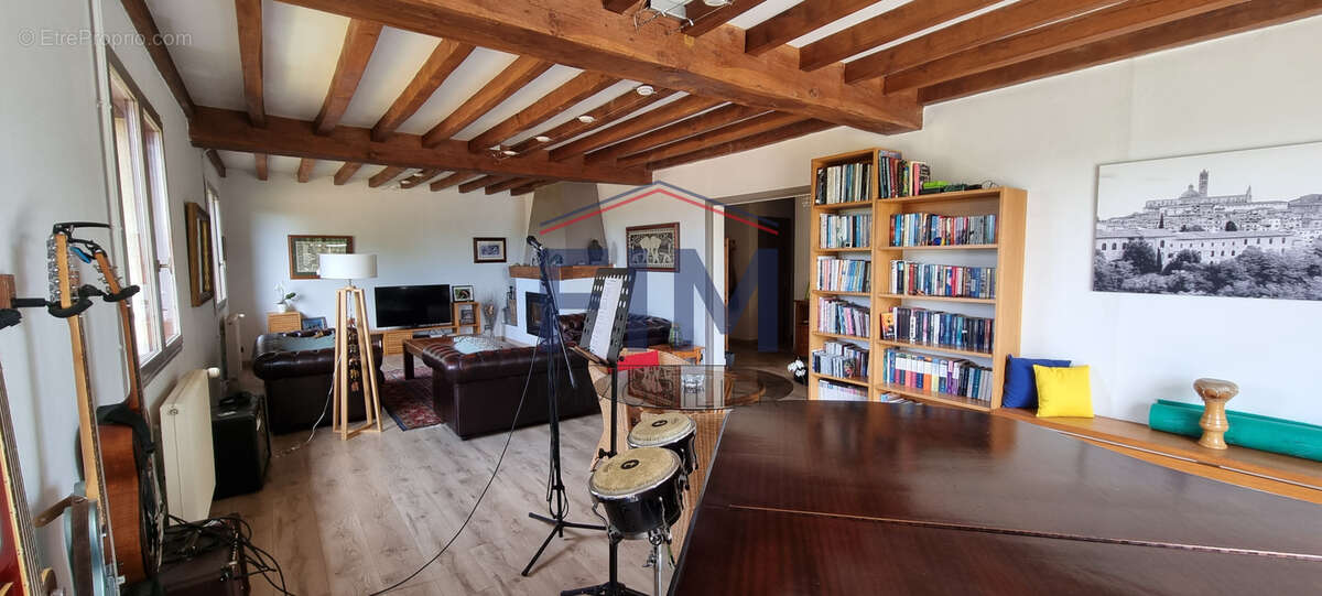 Maison 187 m² à Forges-Les-Eaux  - photo 4