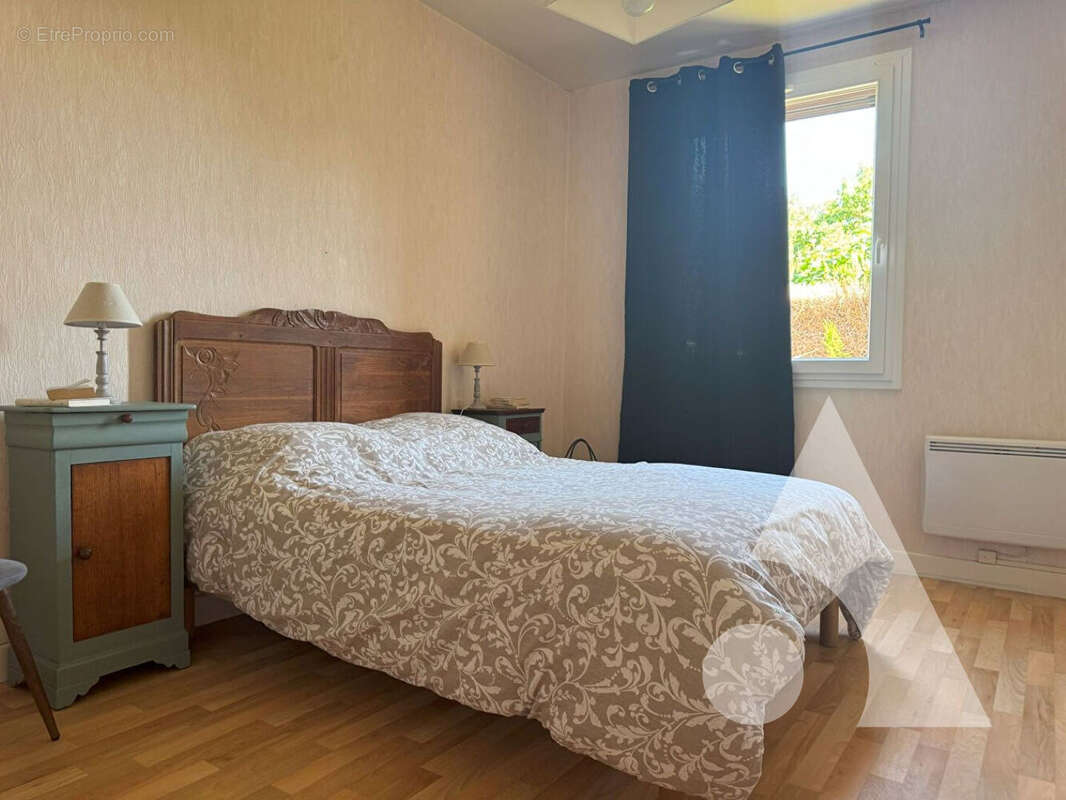 Maison à SALIGNAC-EYVIGUES