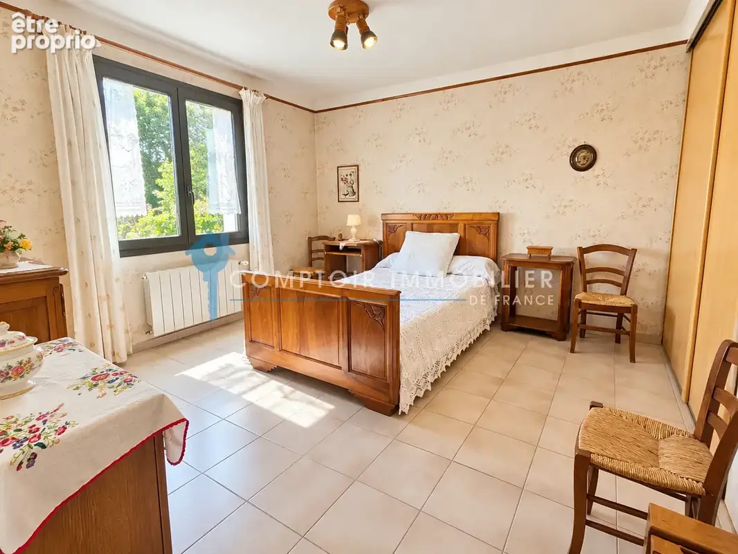 Dépt Hérault (34), à vendre Prades Le Lez Appartement Villa de 220m2. - photo 5