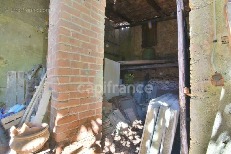 Terrain à SAINT-CHRISTOL-LES-ALES