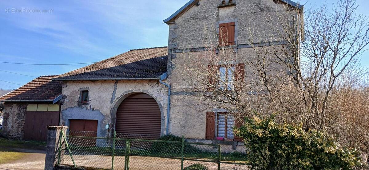 Maison à MONTESSAUX