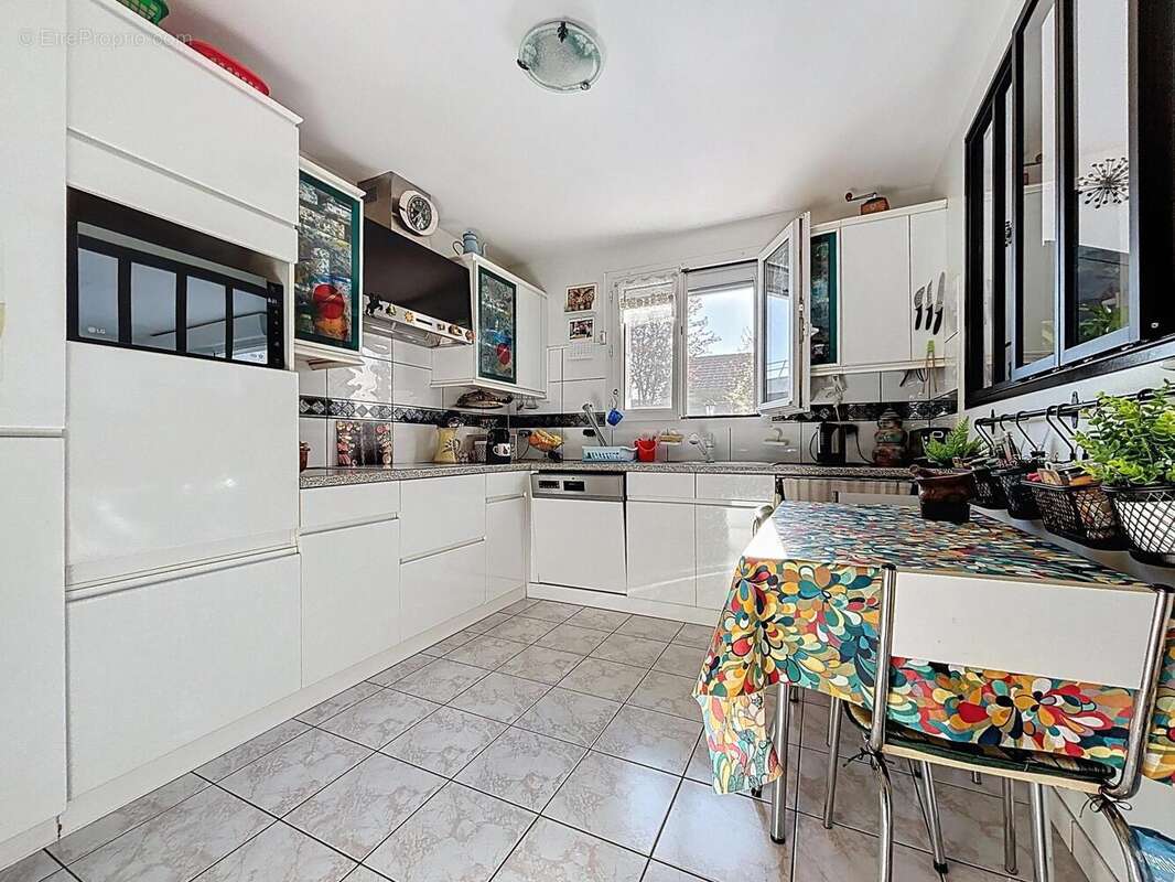 Photo 4 - Maison à ELANCOURT