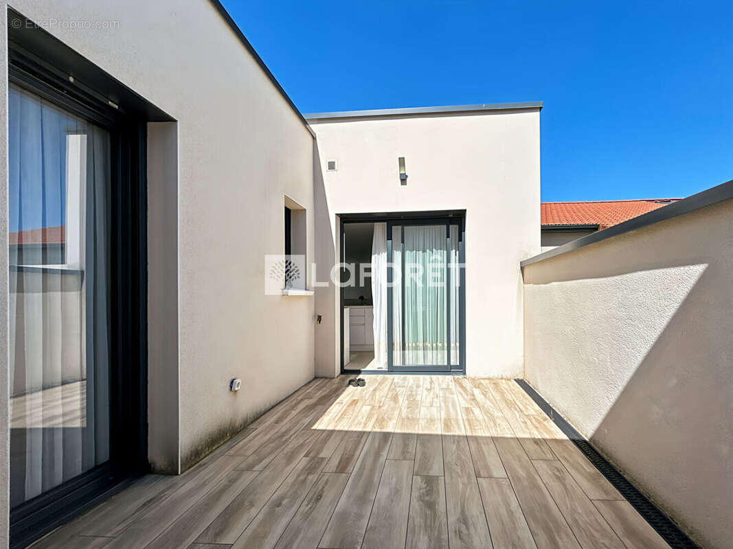 Maison à ROMANS-SUR-ISERE