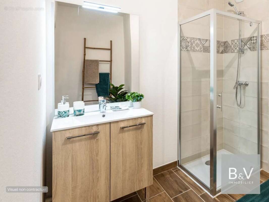 Appartement à VALBONNE