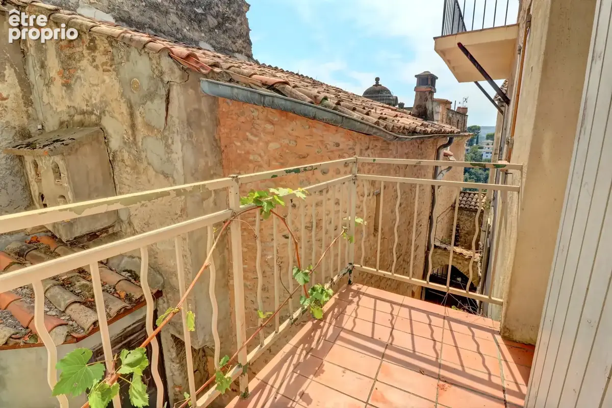 Appartement meublé Haut-de-Cagnes avec balcon et vue mer - photo 5