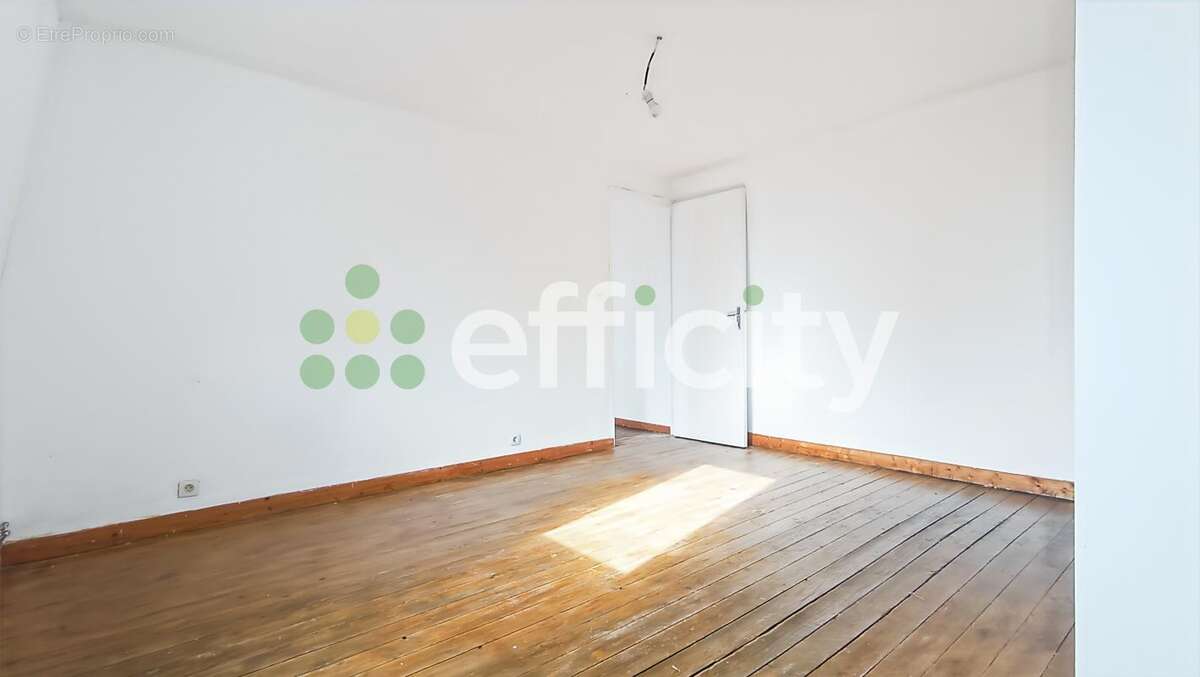 Maison à FORGES-LES-EAUX