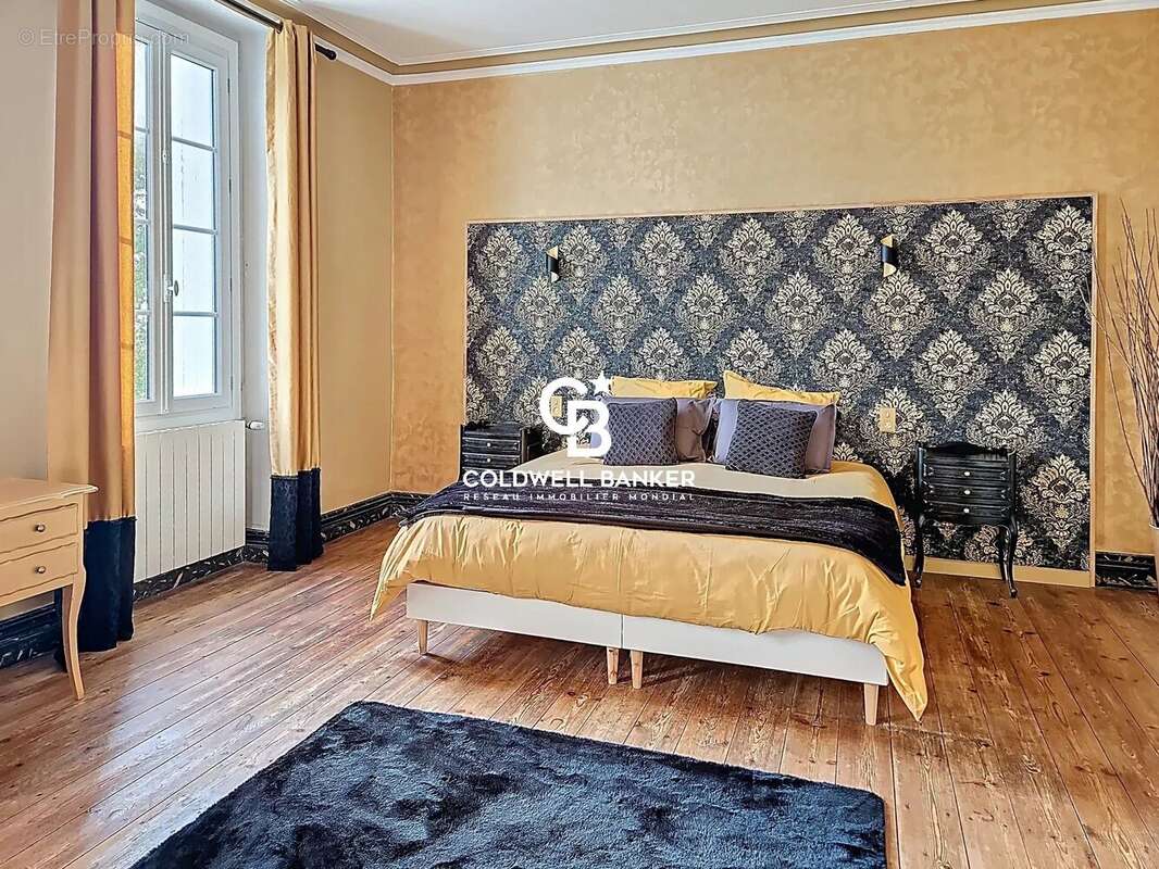 Maison à MORTAGNE-SUR-GIRONDE
