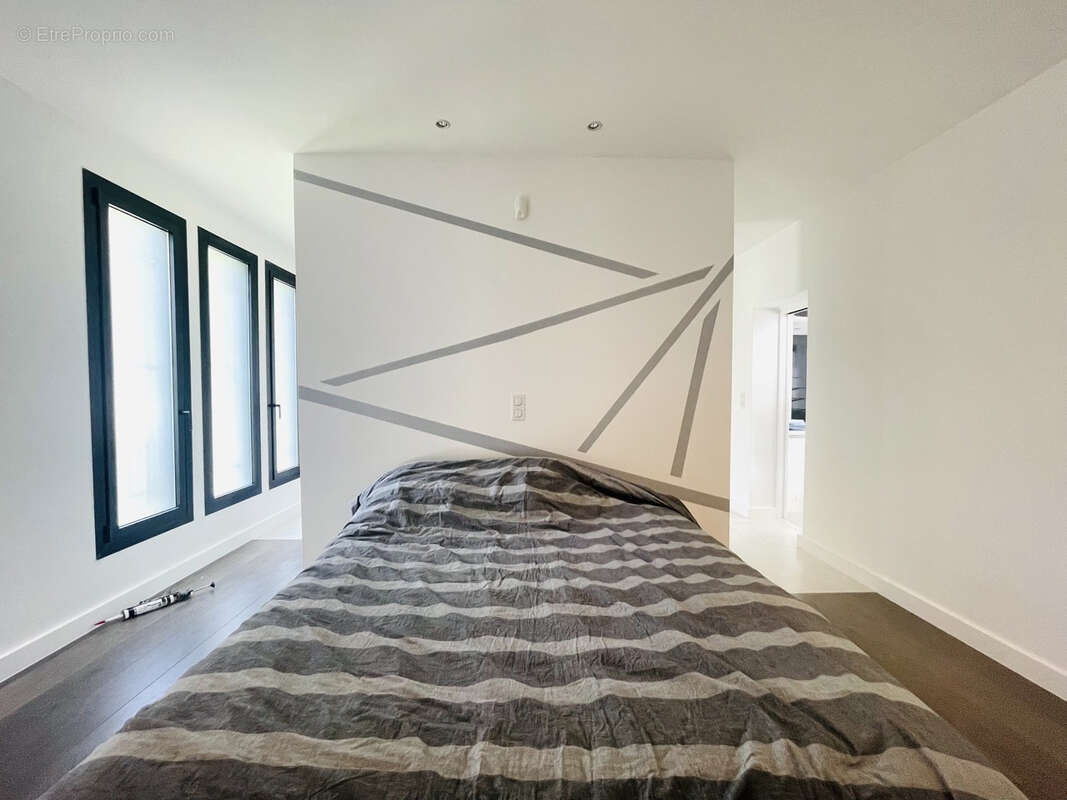 Maison à PLAN-DE-LA-TOUR