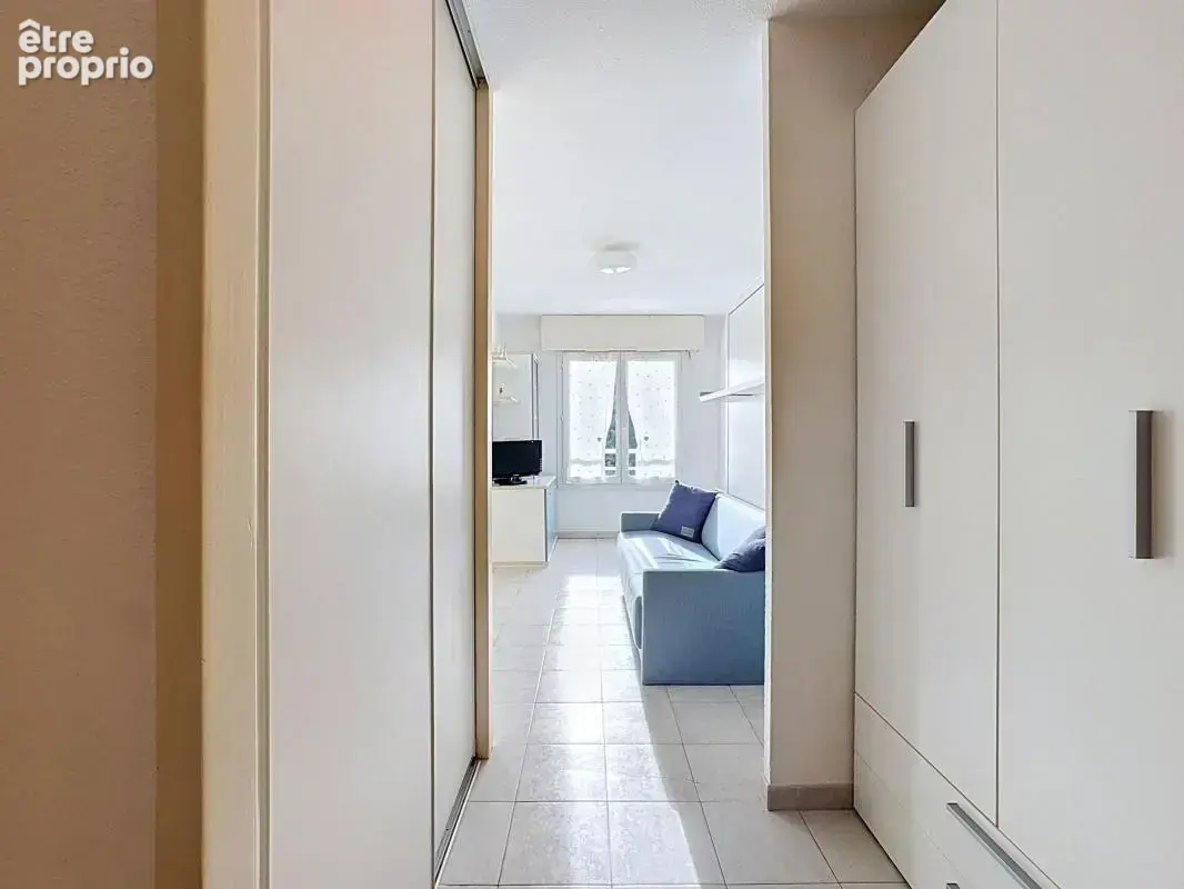 Studio + parking + Cave - À Vendre - Fréjus Plage - photo 5