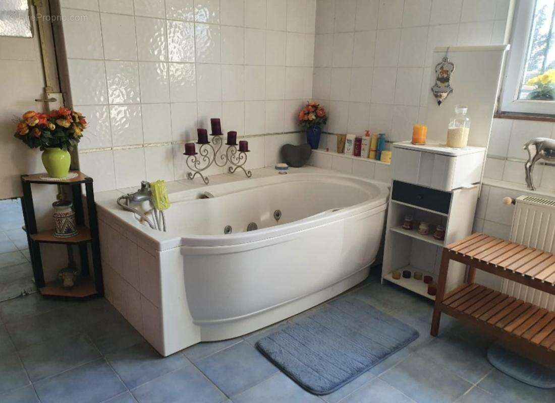 Maison à VARREDDES