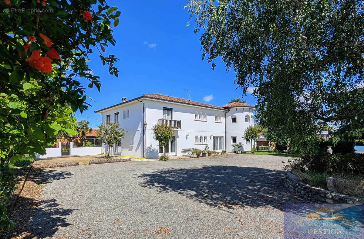 Maison à TARBES