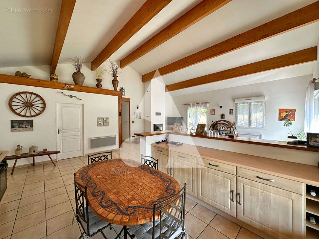 Maison à FRAYSSINET