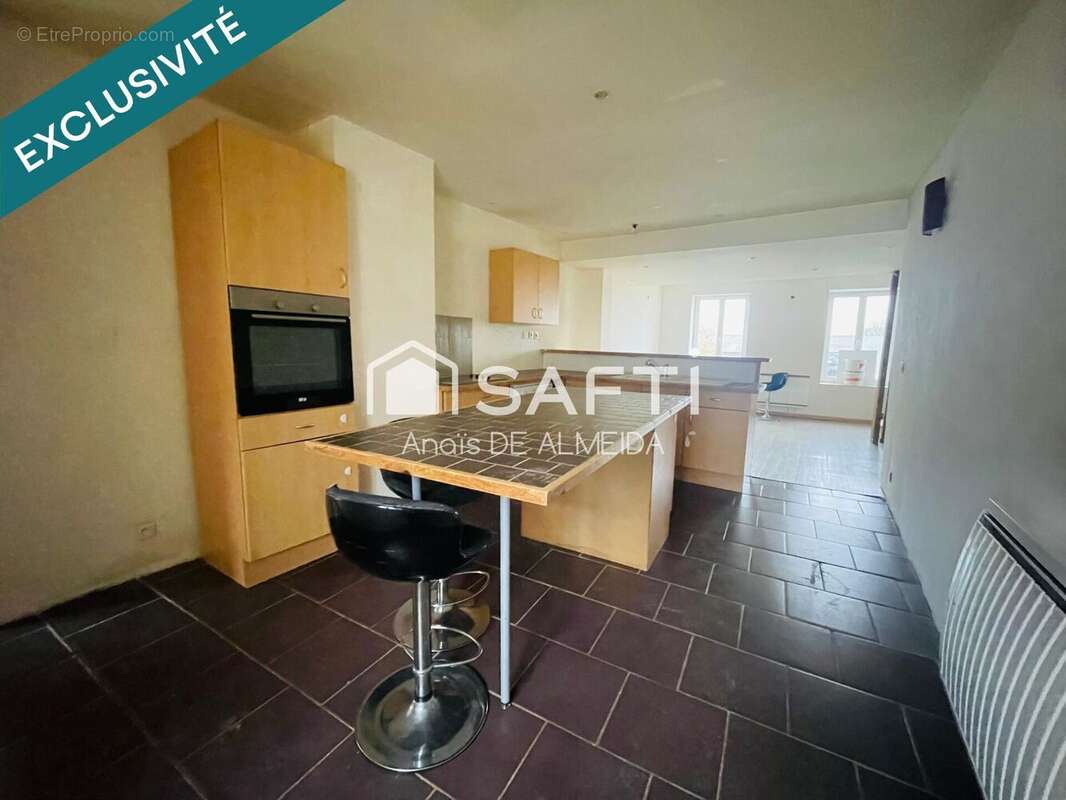 Photo 2 - Maison à MONTCORNET