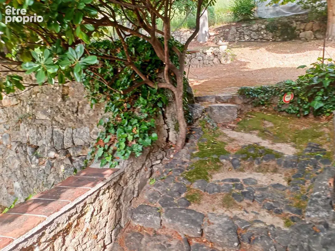 Mas du XVIIIème Siècle de 300 m² sur domaine de 15 000 m² - photo 12