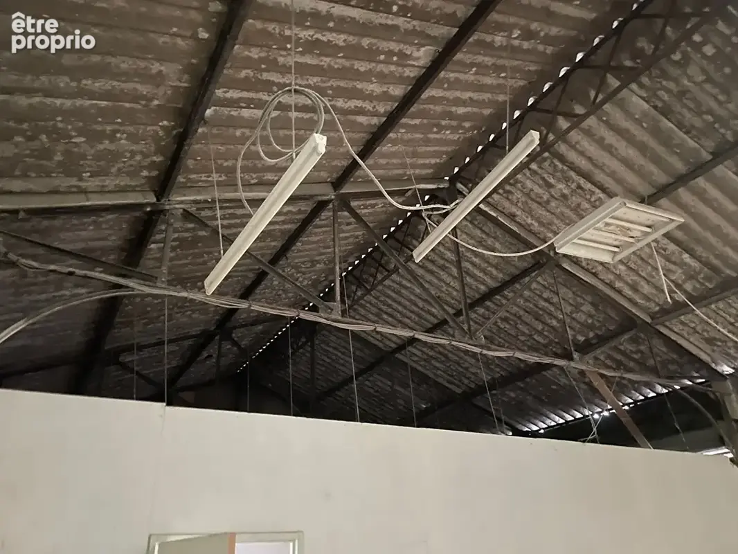 Atelier brut à réaménager - photo 11