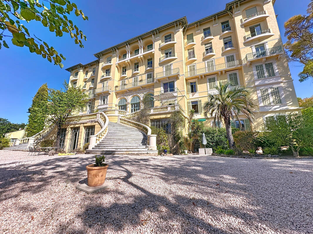 Appartement à FREJUS