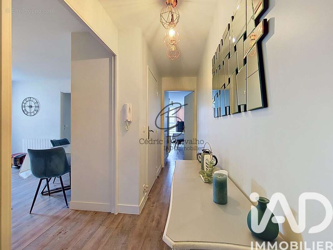 Photo 2 - Appartement à ROISSY-EN-BRIE