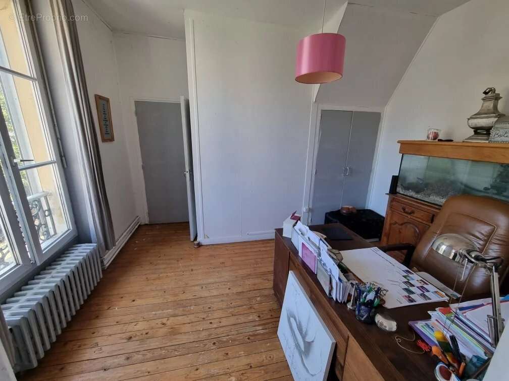 Maison à FAREMOUTIERS