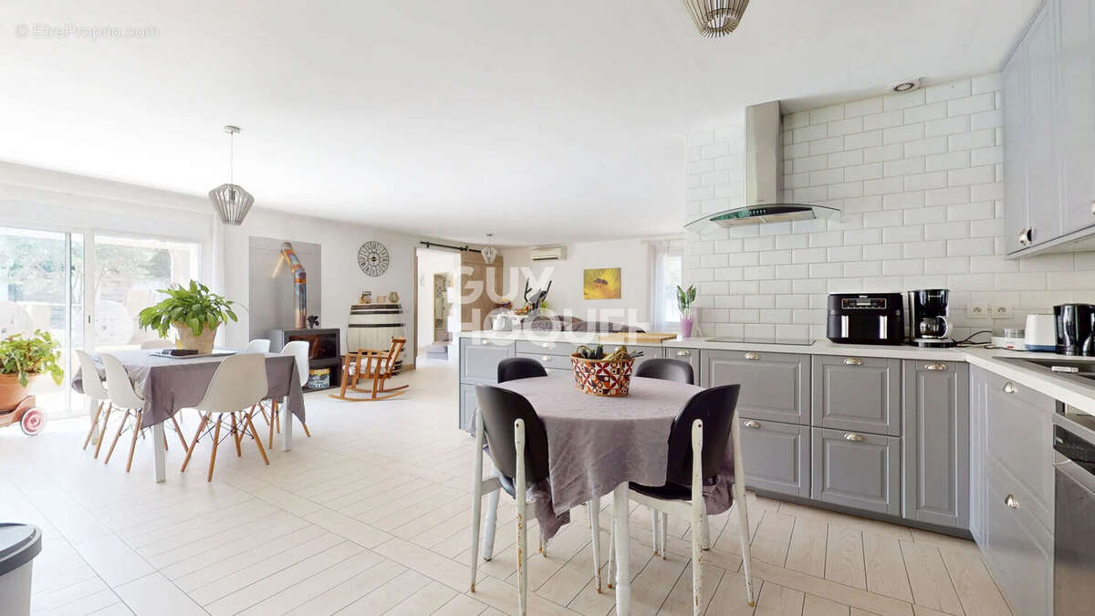 Maison à VELLERON