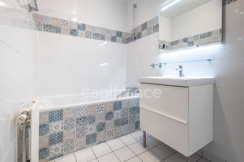 Appartement à SURESNES