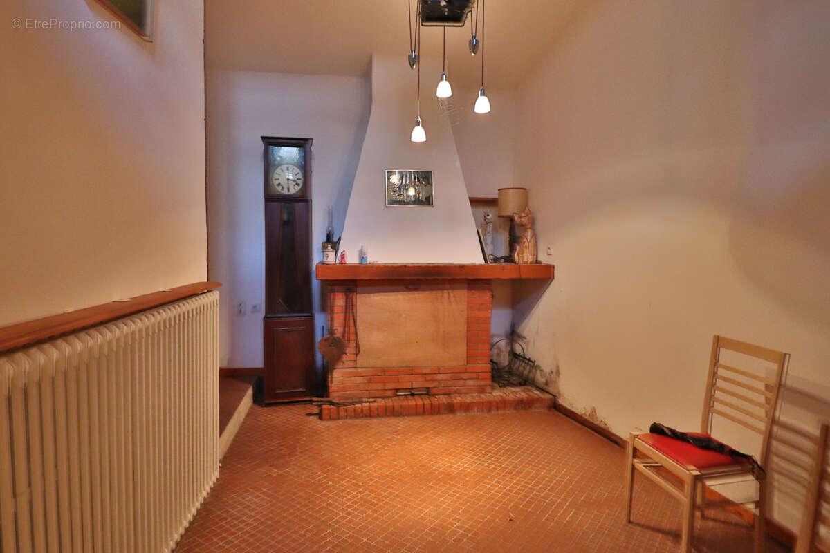 Maison à CHARBONNIERES-LES-BAINS