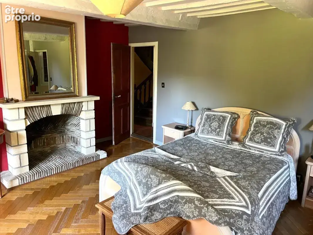 joli manoir de 156 M2 en surface utile avec son annexe sur une terrain d'1,3 hectares arboré - photo 17