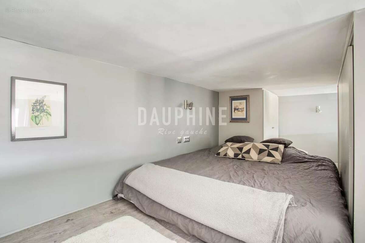 Appartement à PARIS-6E