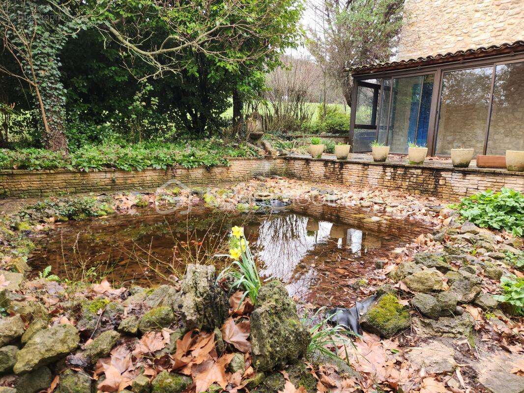 Maison à FORCALQUIER