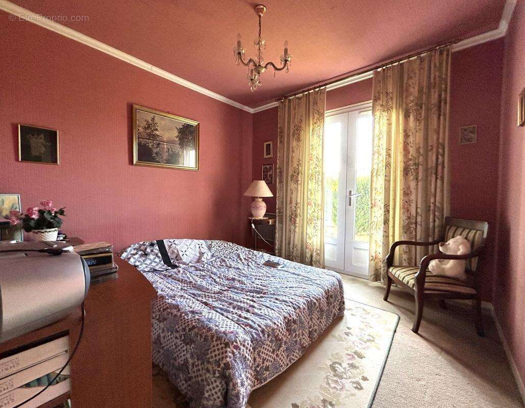 Maison à VERDEREL-LES-SAUQUEUSE