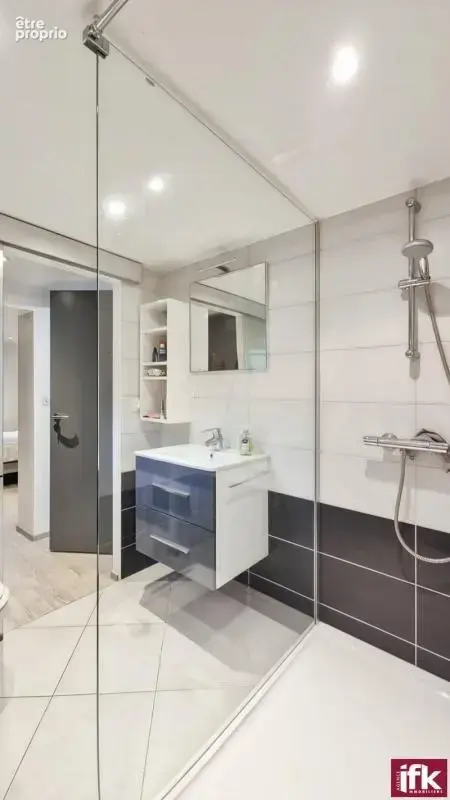Maison plain-pied de 205 m² sur 13,52 ares avec piscine et double garage – DPE B - photo 14