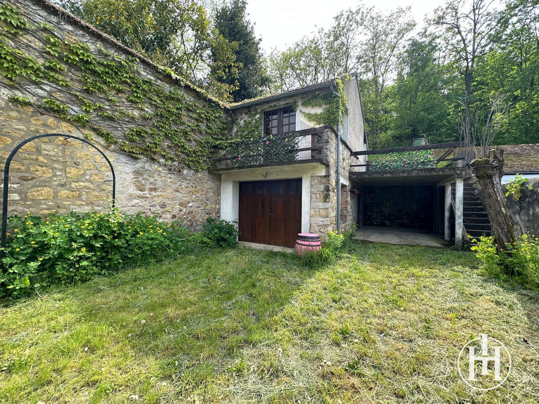 Maison à LE CHATELET