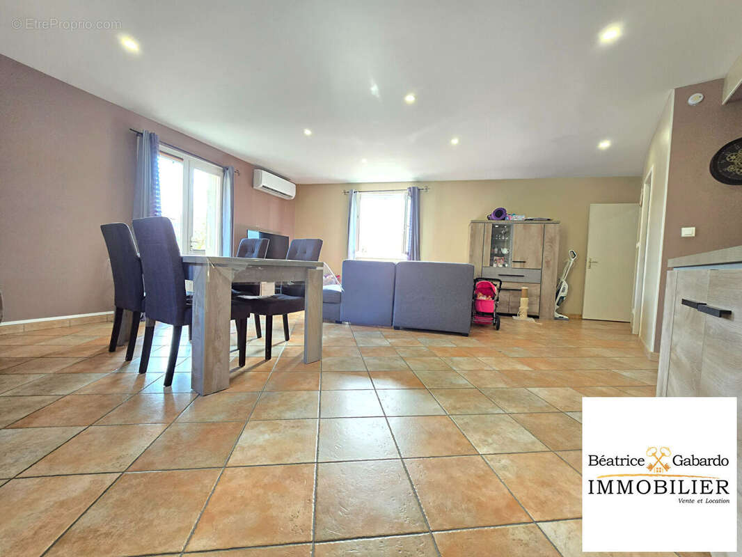Maison Ternand 4 pièce(s) 97 m2 - photo 4