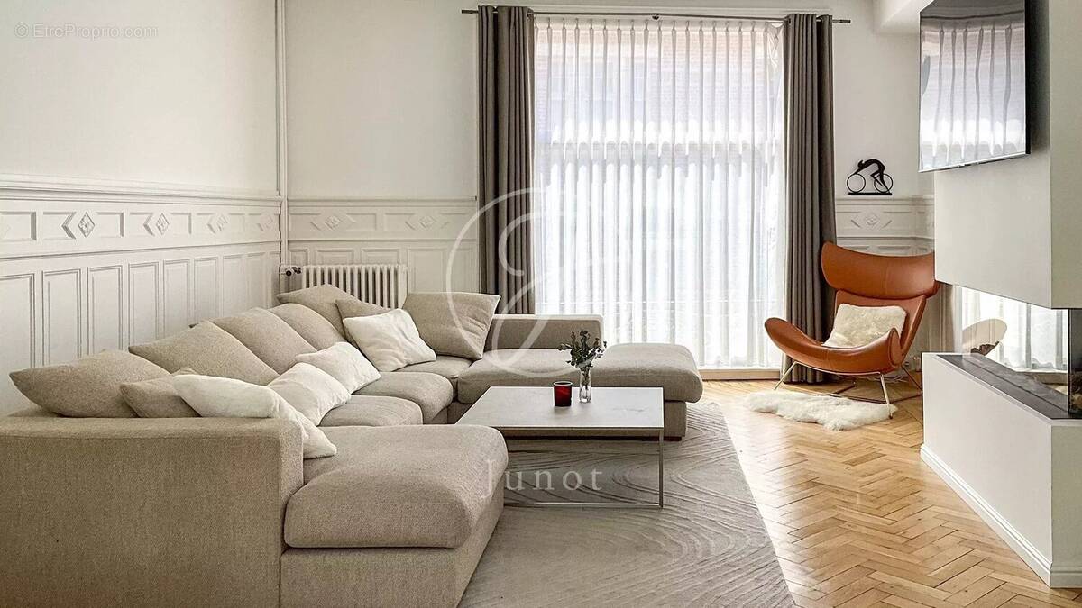 Maison à MARCQ-EN-BAROEUL