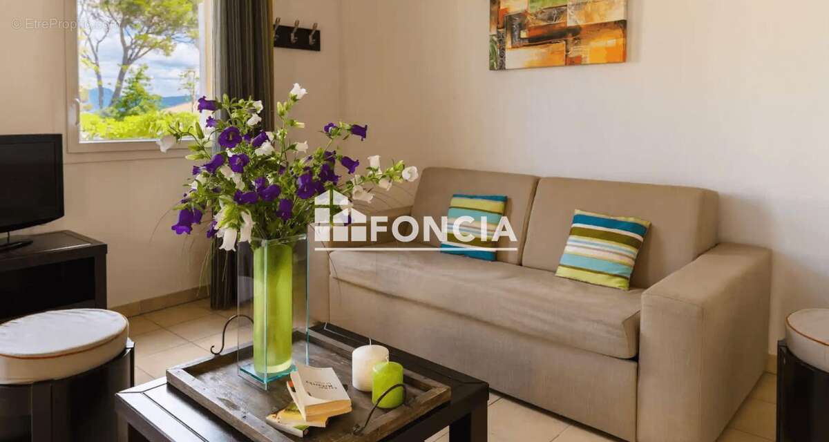 Appartement à SIX-FOURS-LES-PLAGES