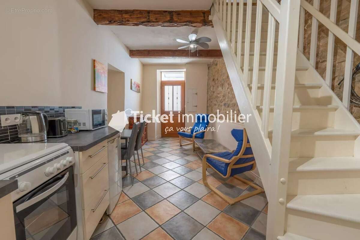 Maison à BIZE-MINERVOIS