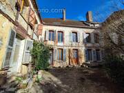 Maison à VILLENEUVE-L'ARCHEVEQUE