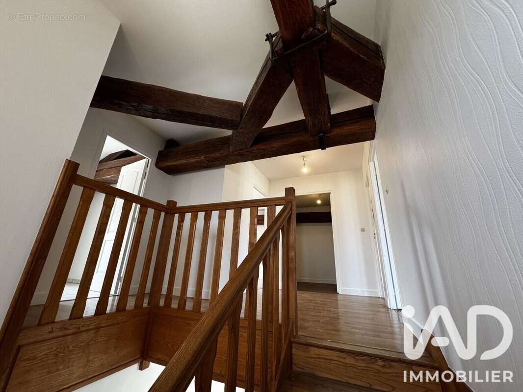 Maison 136 m² à Sommevoire  - photo 4