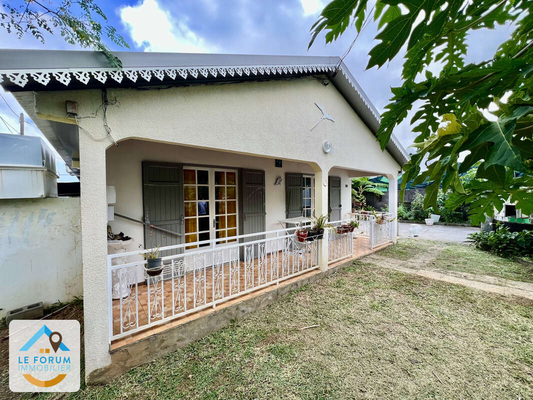 Saint pierre 97410 - belle villa habitable de suite - emplacement de choix - photo 4