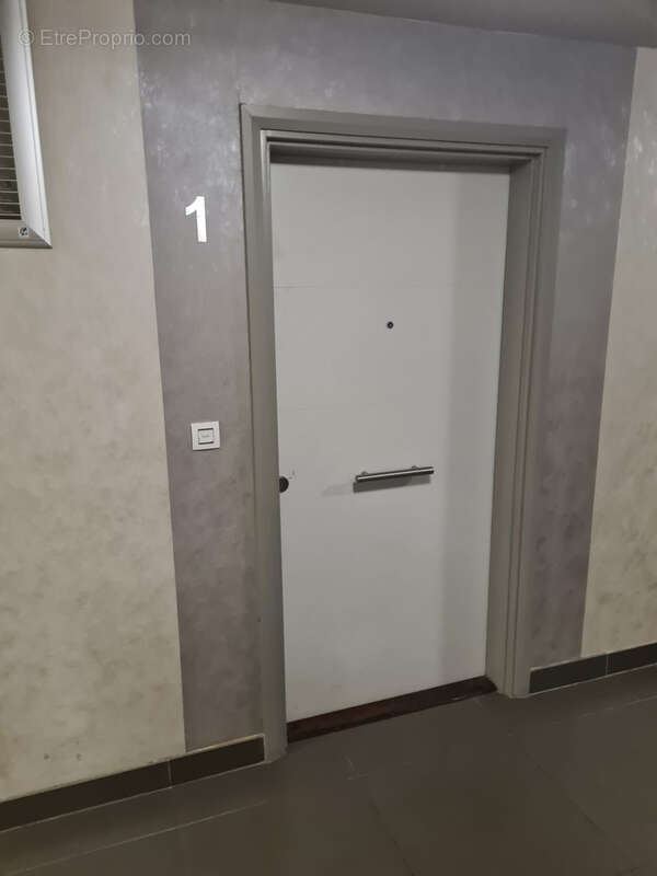 Appartement à FLEURY-MEROGIS