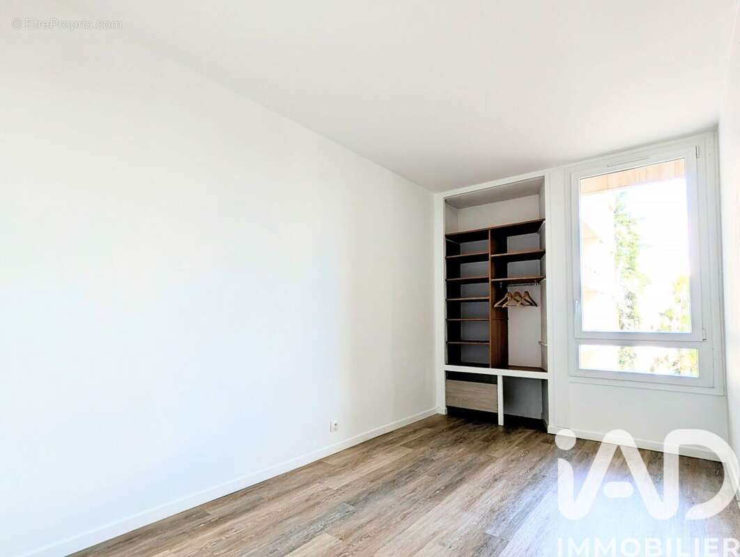 Photo 9 - Appartement à ELANCOURT
