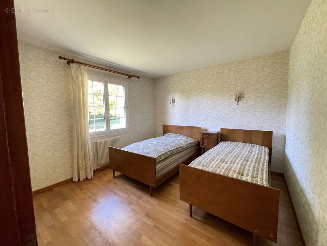 Maison à BELIN-BELIET