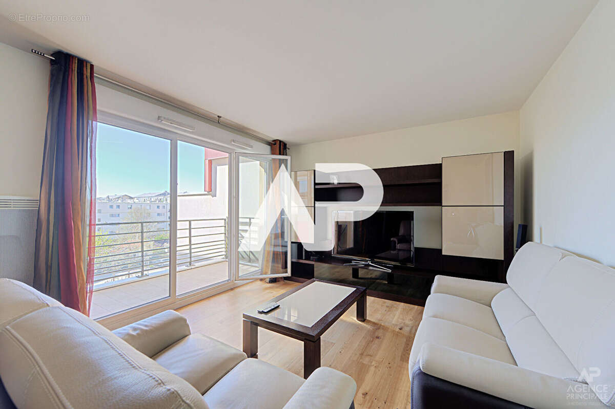 Appartement à RUEIL-MALMAISON