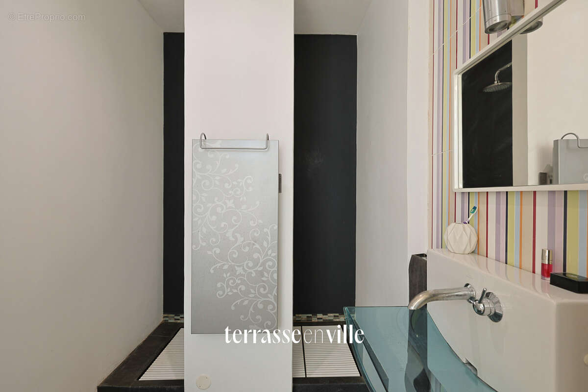 Appartement à LA CRAU